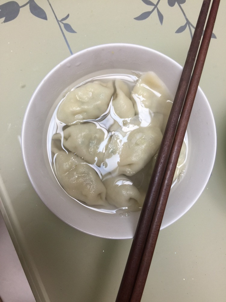 白菜鸡蛋素饺子的做法