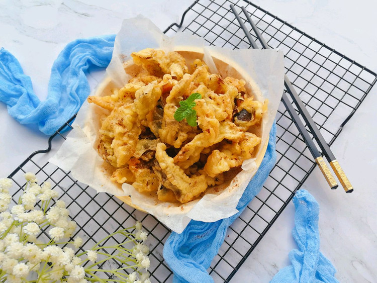 酥炸椒盐蘑菇的做法