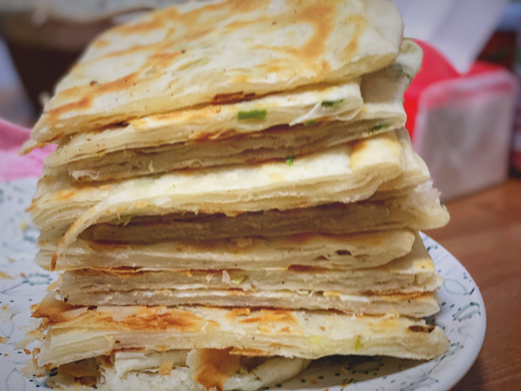 简单易做、上桌秒没的千层烙饼的做法