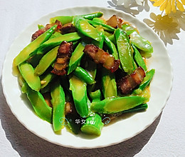 #一学就会快手菜#腊肉炒芥兰的做法