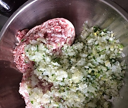 猪肉大葱馅饺子的做法