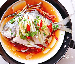 #春天肉菜这样吃#清蒸金鲳鱼的做法