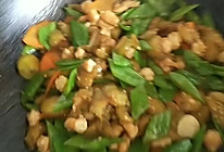 茄子虾仁炒荷兰豆的做法