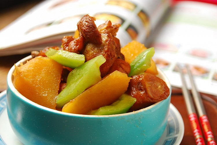 这道菜，我从肉中捡菜吃~的做法