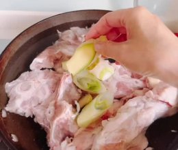 美味羊蝎子的做法