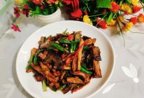 腐竹炒肉的做法