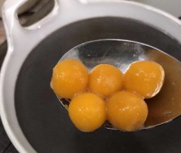 #汤圆创意吃法#黑豆浆小汤圆的做法
