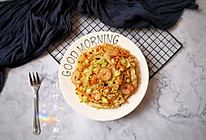 名副其实的鲜虾鱼板面——这样的泡面敲好吃!的做法