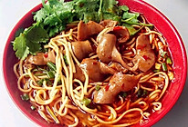 红烧肥肠面{附带全细制作}的做法