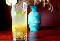 青柠百香果苏打水的做法