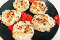 香煎萝卜小饼，15分钟快手早餐 #美味开学季#的做法