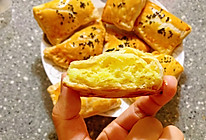 #2021亲子烘焙组——“焙”感幸福#香酥浓郁的榴莲酥的做法