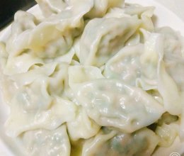 猪肉芹菜胡萝卜饺子的做法