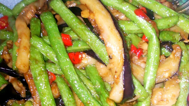 茄子炒豆角的做法