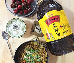 #菜油就选外婆乡，新鲜开榨抢先尝#土豆肉沫咖喱饭的做法