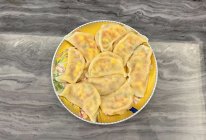 彩椒扇贝水饺的做法