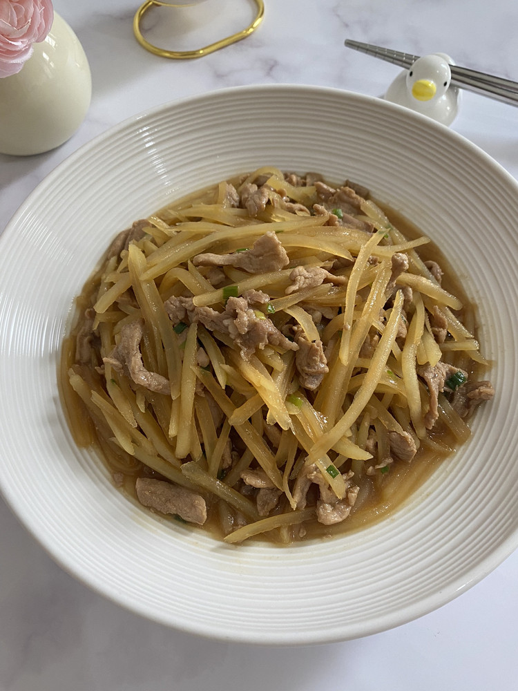 土豆丝炒肉丝的做法