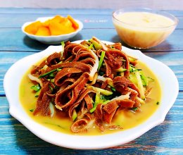 #刘畊宏女孩减脂饮食#黄瓜凉拌牛百叶的做法