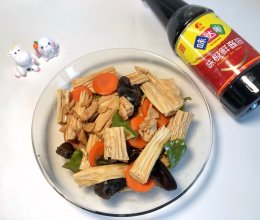 #味达美星厨X小厨中秋团圆宴#腐竹烧肉片的做法