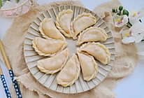 #钟于经典传统味#红萝卜鸡蛋水饺的做法