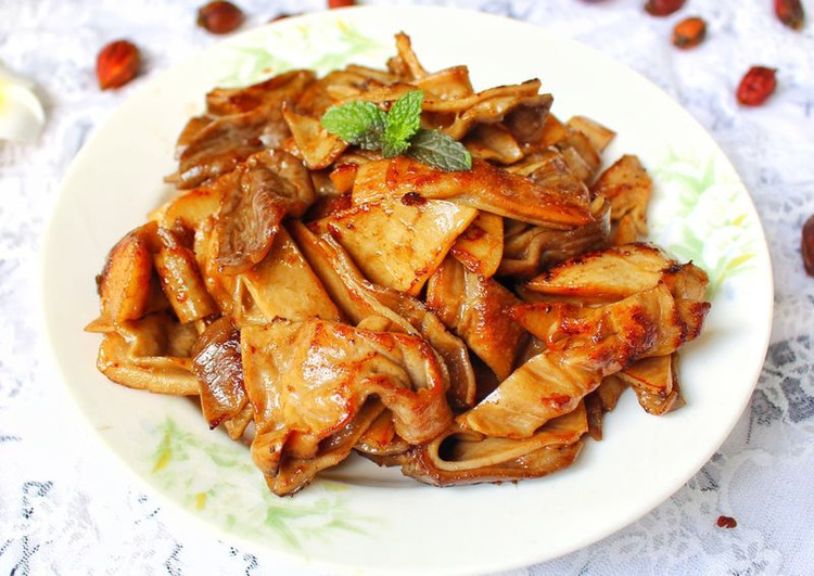 蜜汁猪肚(附猪肚洗法)的做法