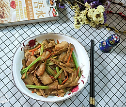 花腩炒竹笋干的做法