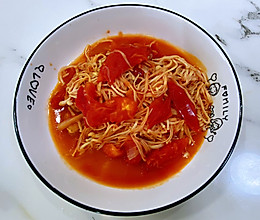 【孕妇食谱】番茄炒金针菇，红白搭配，营养丰富还超级下饭！的做法