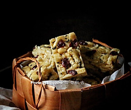 记忆小时候清爽松软的柠檬蔓越沙琪玛的做法