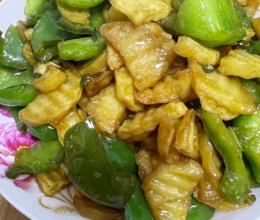 大辣椒炒土豆片的做法