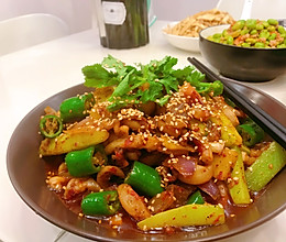 厨房小白也能做出大师味—干锅鱿鱼须的做法