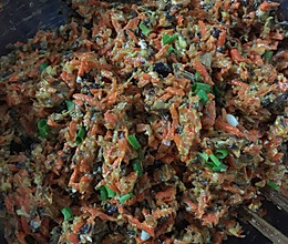 香菇木耳胡萝卜猪肉饺子的做法
