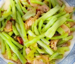 白豆角炒肉的做法