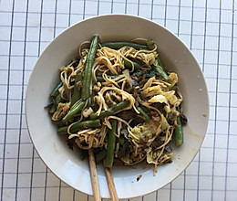 梅干菜素豆角焖面的做法