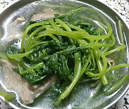 益母草瘦肉汤(经期量少和痛经的必备食疗)的做法