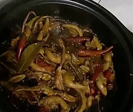 “周黑鸭”的做法