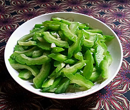 败火佳品—素炒苦瓜的做法