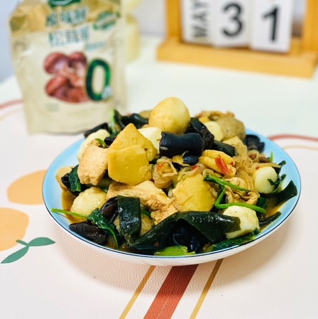 夏日必吃—麻辣香锅家庭版，快手又简单的做法