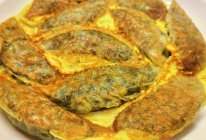 饺子皮制作鸡蛋煎饺和蒸包的做法