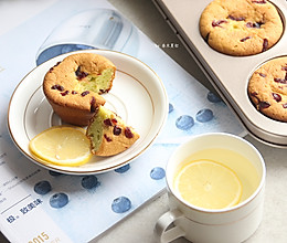 蔓越莓抹茶巧克力蛋糕的做法