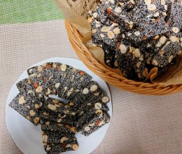 黑芝麻花生糖的做法