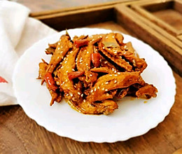 永吃不腻的卤鸡翅尖的做法