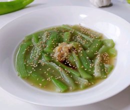 蒜香蚝油叮丝瓜的做法