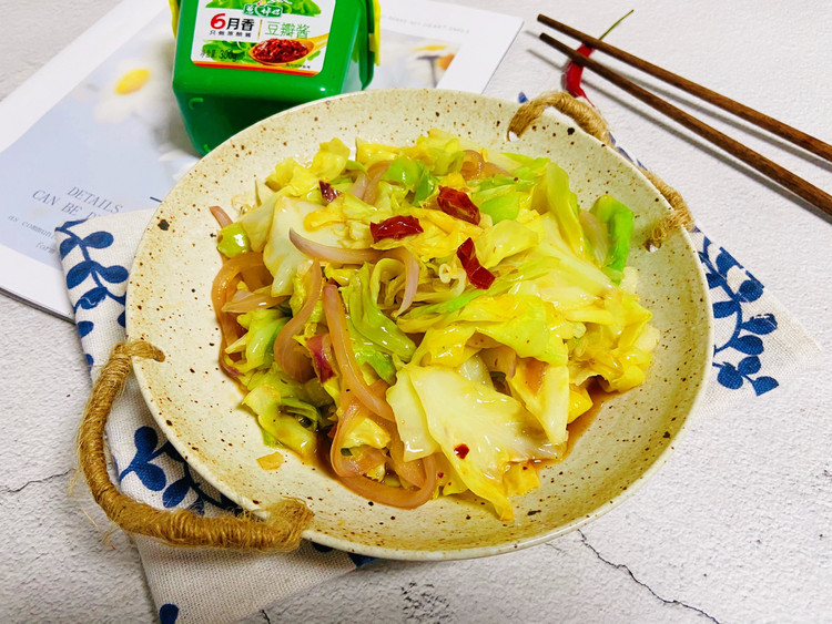 爆炒卷心菜的做法