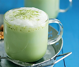 抹茶拿铁的做法