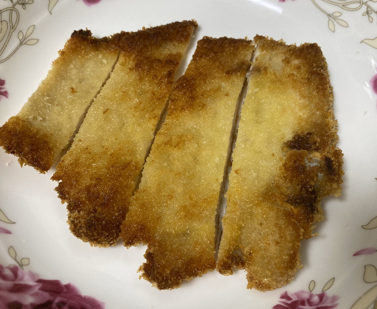 辣酱油的好伙伴之炸猪排的做法