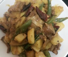 土豆五花肉的做法