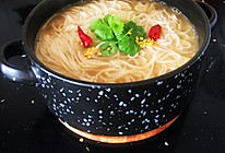 #营养小食光#大葱鸡汤面#提高免疫力就吃它的做法