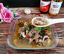 抵御寒冷酸菜肥羊的做法