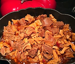 番茄锅笋干牛腩的做法