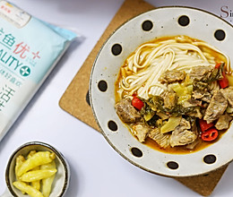 酸菜牛肉面的做法